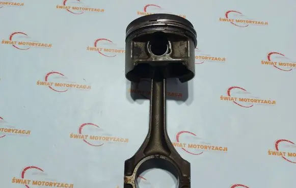 BMW 3 E36 Piston with connecting rod 676A 6762