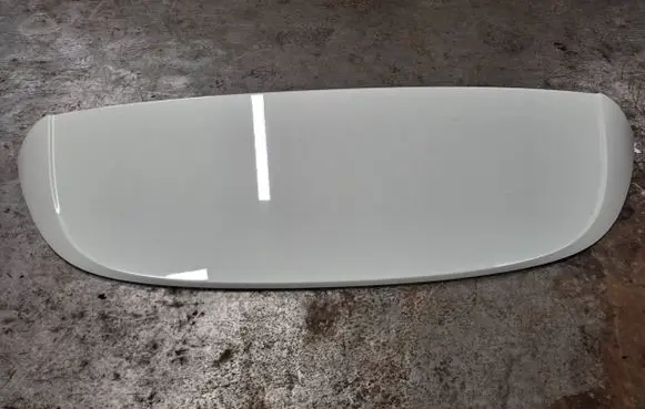 Tailgate/trunk spoiler