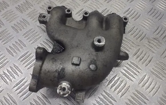 Skoda Fabia Mk1 (6Y) Intake manifold 045139713F