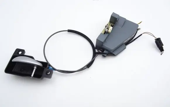 Ford Puma Front door lock 