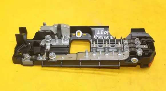 Fuse box set
