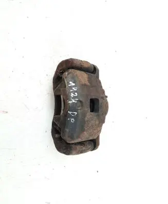 Mitsubishi Lancer VIII Front brake caliper
