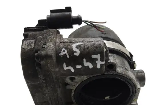 Audi A5 8T 8F Throttle body valve 4E0145950D
