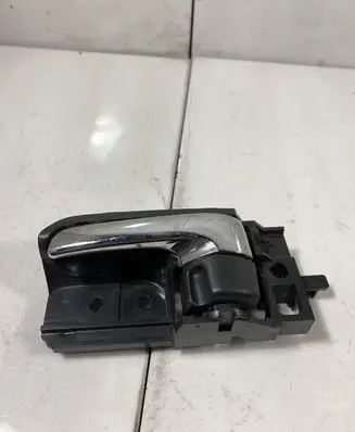 Toyota Avensis T250 Front door interior handle 50594A1