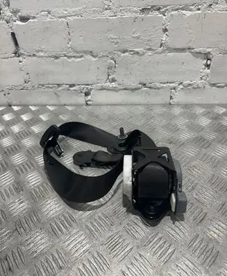 BMW X5 E70 Front seatbelt S2716104109H 10B2741P09389