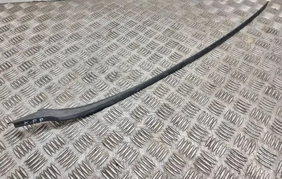 Ford Fiesta Windshield trim Ae835403195aew
