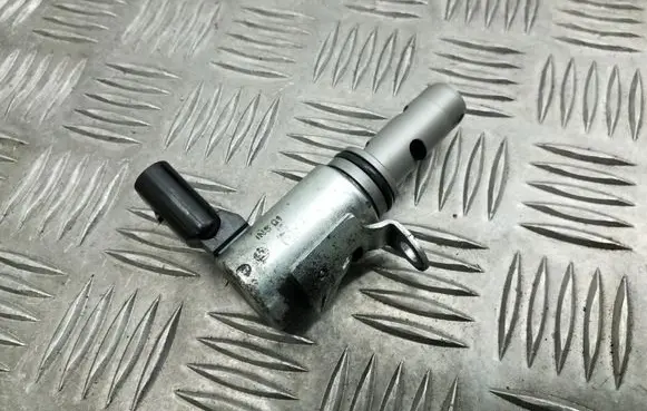 Seat Ibiza IV (6J,6P) Camshaft vanos timing valve 03C906455A