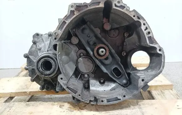 Mitsubishi Colt Manual 5 speed gearbox PMN130195