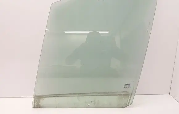 Renault Scenic I Front door window glass four-door 43R00048 DOT24 AS2