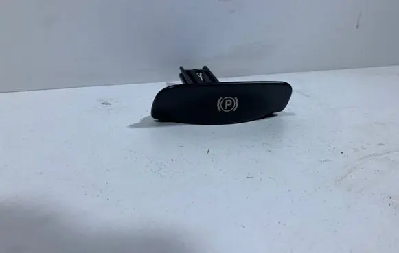 Mercedes-Benz Vito Viano W639 Hand brake release handle A6394270020