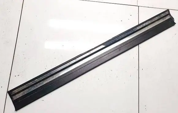 BMW 3 E36 Front sill trim cover 51478122458 51.47-8122458