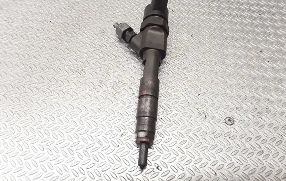 Renault Trafic II (X83) Fuel injector 0445110146 8200238528