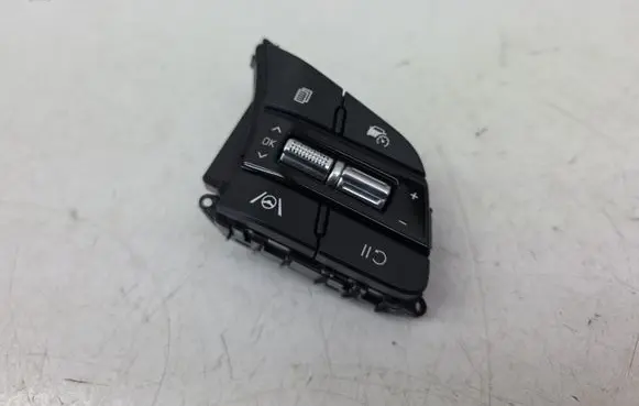 KIA Ceed Steering wheel buttons/switches 4K1R2C1200