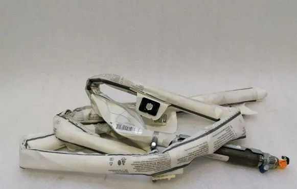 Mercedes-Benz CLS C218 X218 Roof airbag A2188600102
