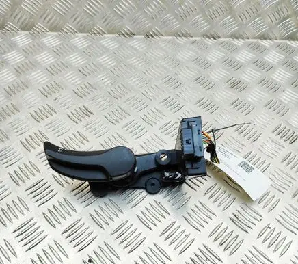 BMW X7 G07 Engine bonnet (hood) release handle 7434345