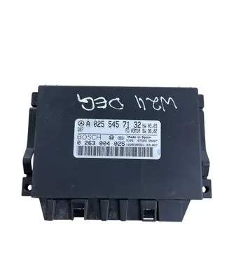 Mercedes-Benz E W211 Parking PDC control unit/module A0255457132 0263004025