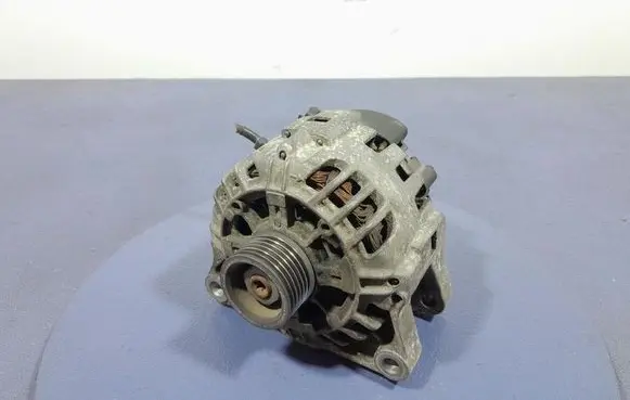Citroen C4 I Picasso Generator/alternator 9656956280