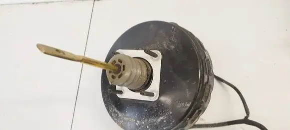 Volvo V70 Brake booster P30665455