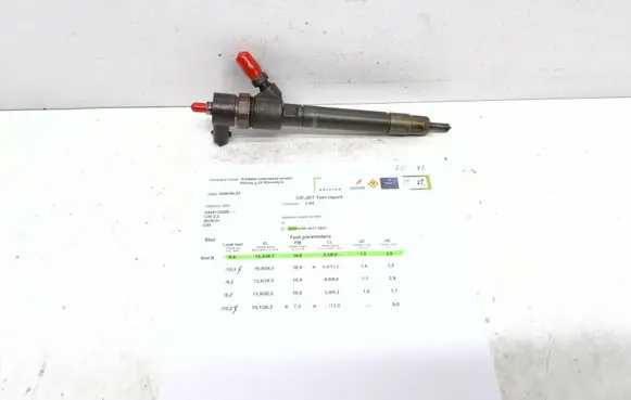 Volvo XC70 Fuel injector 30777526 0445110298