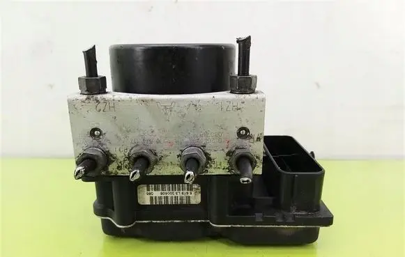 Seat Ibiza IV (6J,6P) ABS Pump 0265237003