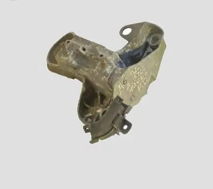 Audi A6 S6 C5 4B Engine mounting bracket 8E0199352D ALS11200