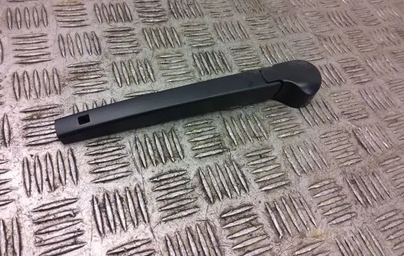 Seat Arona Rear wiper blade arm 6f9955704
