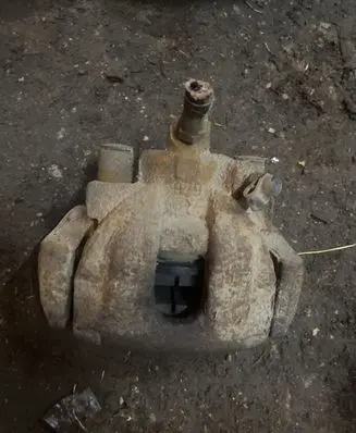 Volvo S80 Rear brake caliper
