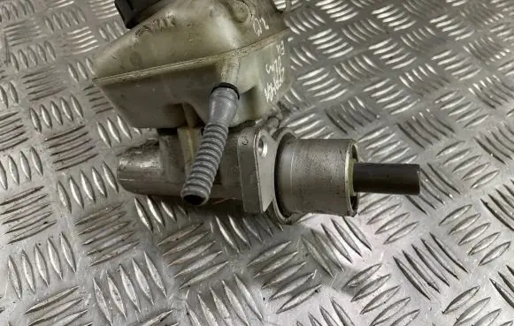 Opel Zafira A Master brake cylinder 32066734