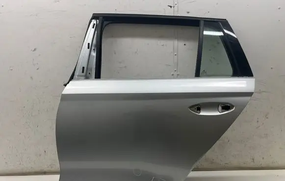 Skoda Octavia Mk4 Rear door