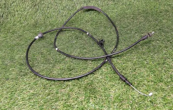 Ford Focus Engine bonnet/hood lock release cable AM5116C657AG