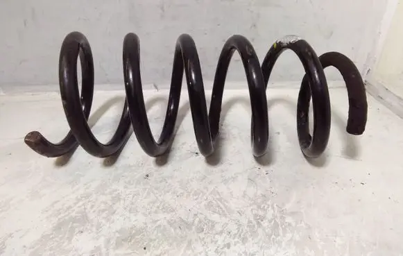 Nissan Primastar Front coil spring