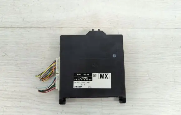 Toyota C-HR I Gateway control module 89221F4020Toyota