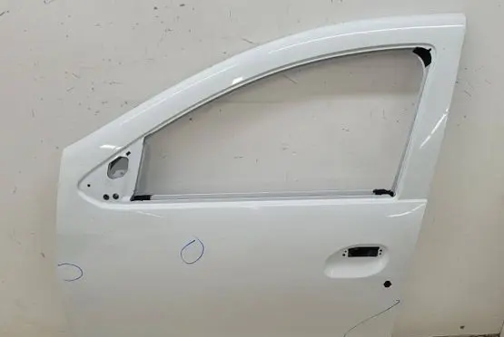 Dacia Sandero II Front door