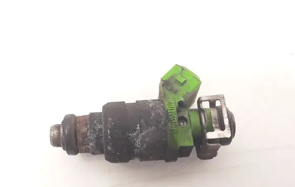 Audi A6 S6 C5 4B Fuel injector 078133551BB