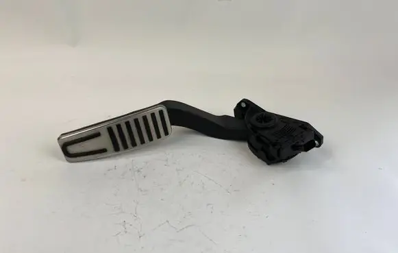 Maserati Ghibli Accelerator throttle pedal 6PV93396608 04861714AF