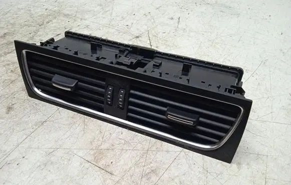 Audi A5 8T 8F Dash center air vent grill 8T1820951