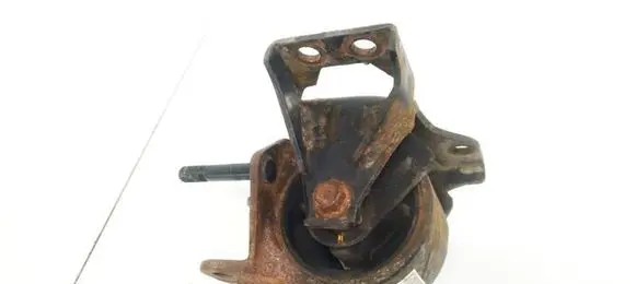 Engine mount bracket