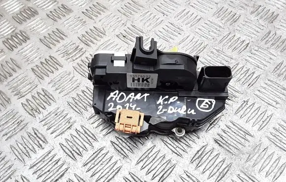 Opel Adam Front door lock 13579522