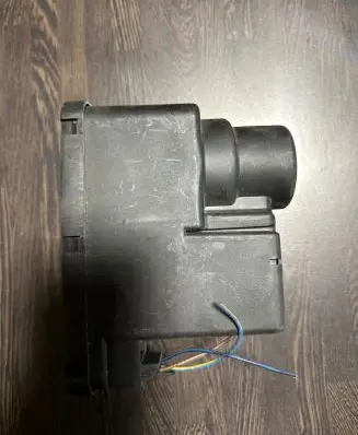 Mercedes-Benz C W202 Vacuum pump 2028001948