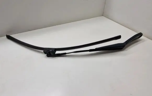 BMW X3 F25 Front wiper blade arm 7213271