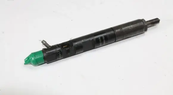 Nissan Micra Fuel injector 28232251 166001137R