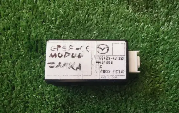 Mazda 6 Keyless (KESSY) go control unit/module GP9F675DZB