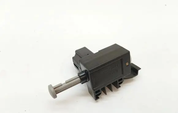 Ford Puma Clutch pedal sensor 6G9T-11A152-AA