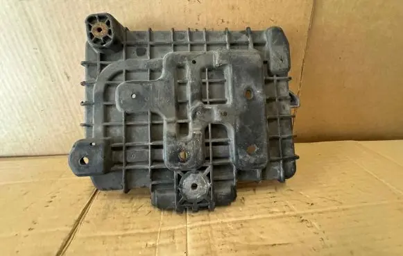 KIA Picanto Battery box tray cover/lid 371501Y100