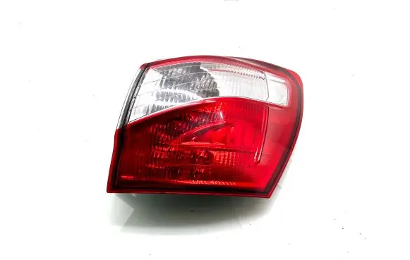 Nissan Qashqai Rear/tail lights 89503244