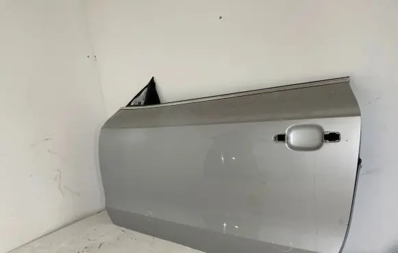 Audi A5 8T 8F Front door 8T0831311C