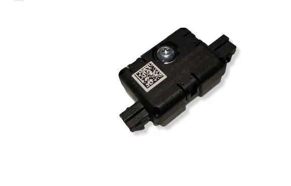 Dodge Challenger Aerial antenna amplifier 6832256