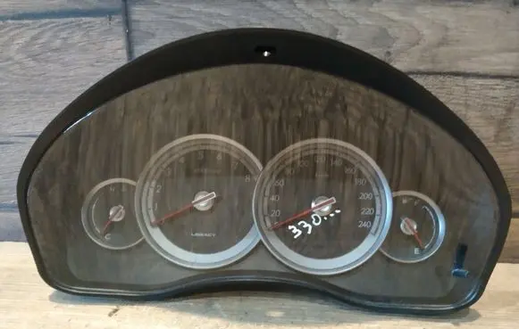 Subaru Legacy Speedometer (instrument cluster)
