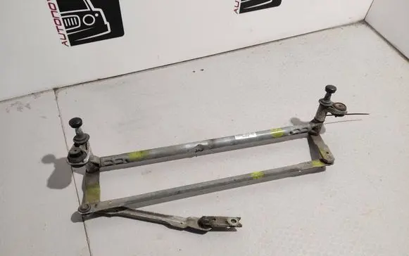 Front wiper linkage
