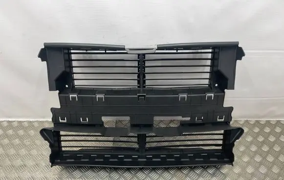 Ford Fusion II Intercooler air guide/duct channel DS738475EC DS738473EC